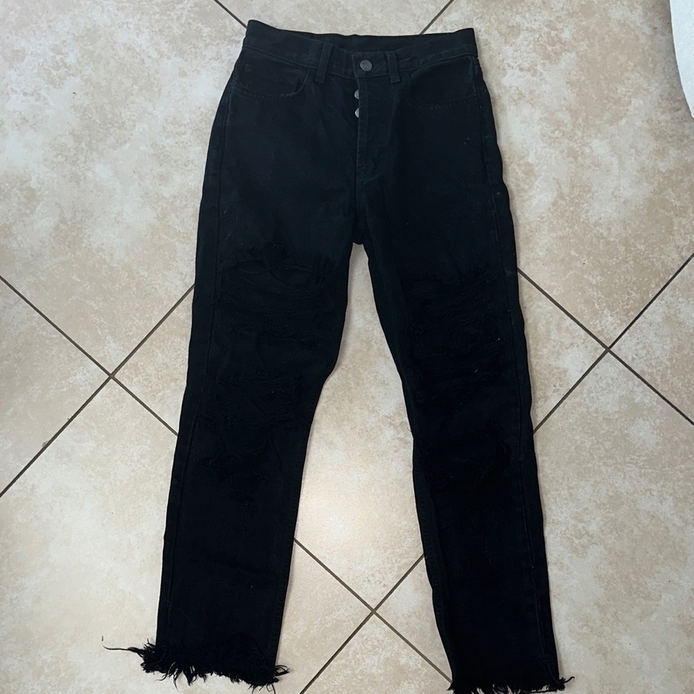 Carmar Black Distressed Jeans